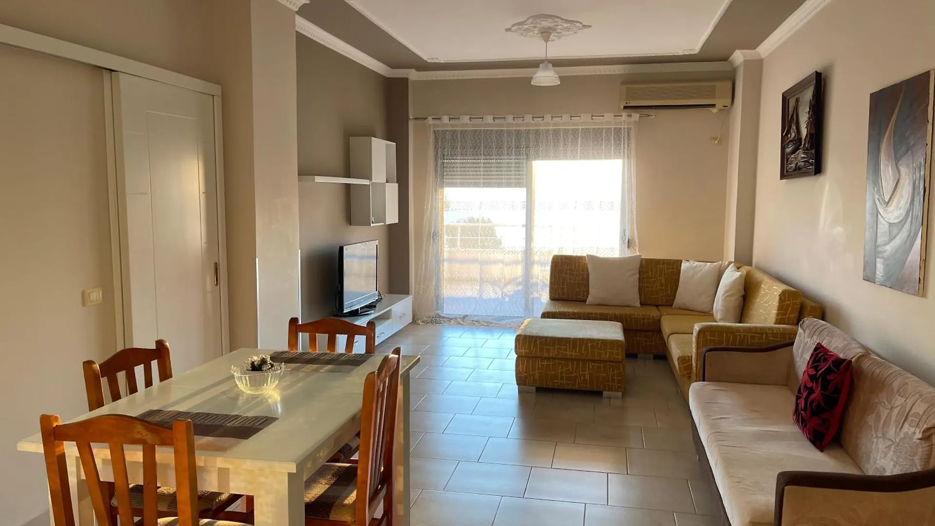 Sunny Coast Apartments Sarande