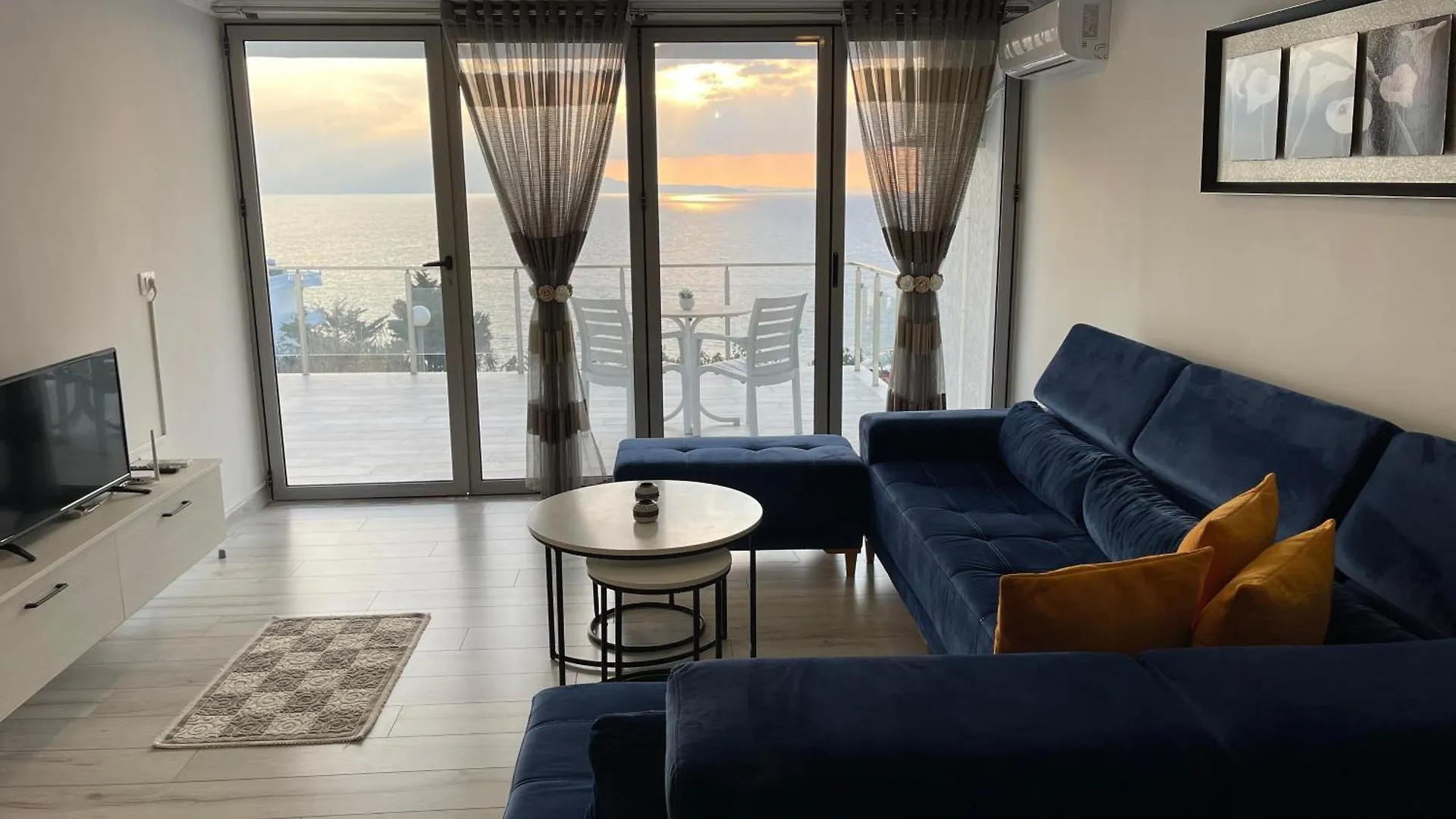 Sunny Coast Apartments Sarande
