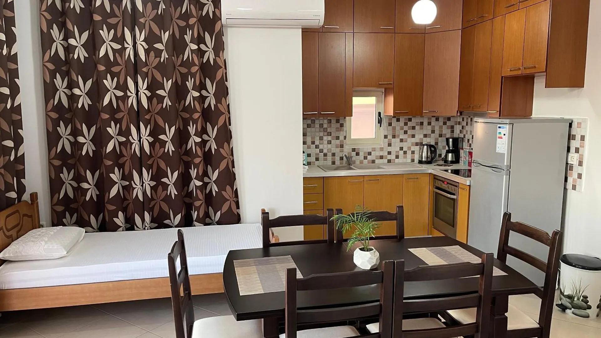 Sunny Coast Apartments Sarande