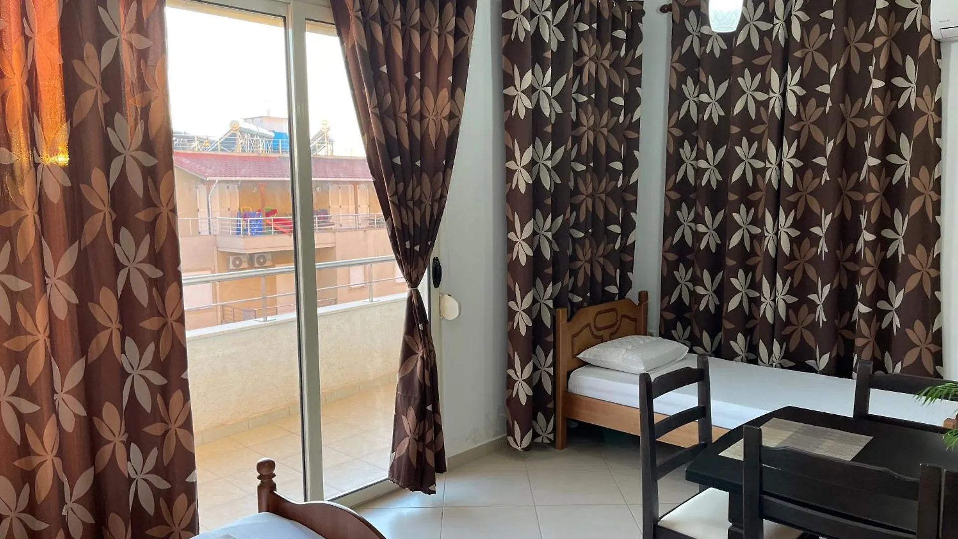 Sunny Coast Apartments Sarande 0*,  Albania